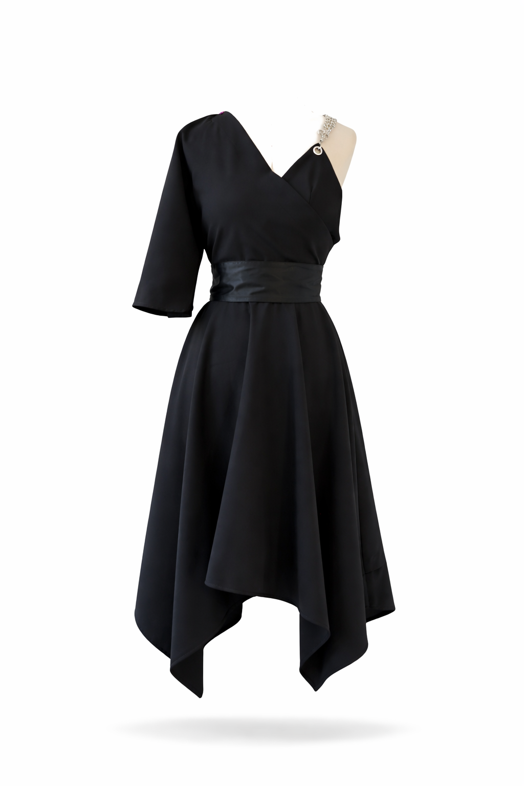 Vestido Asimétrico Cadena