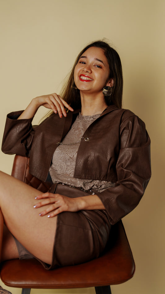 Short “Hagalaz” Marrón