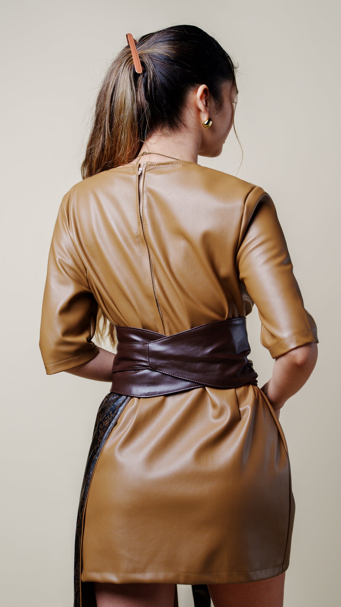 Vestido “Golden Viper”