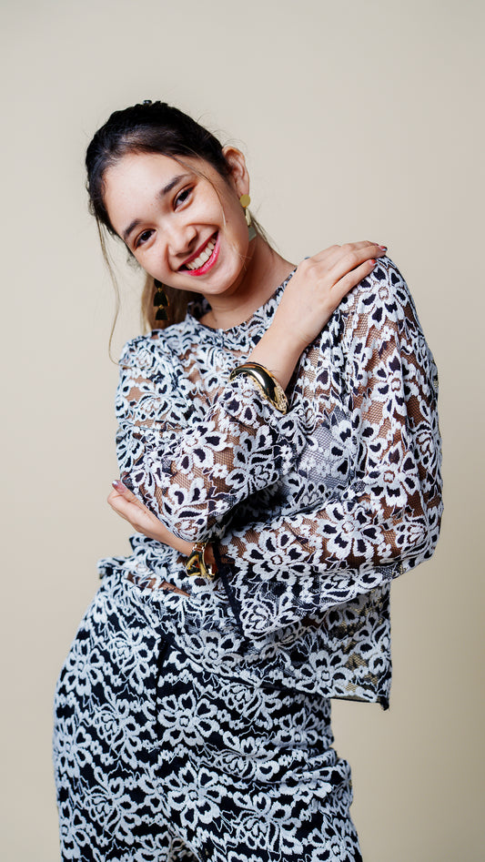 Conjunto “Electric Lace”