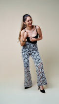 Pantalón “Electric Lace”